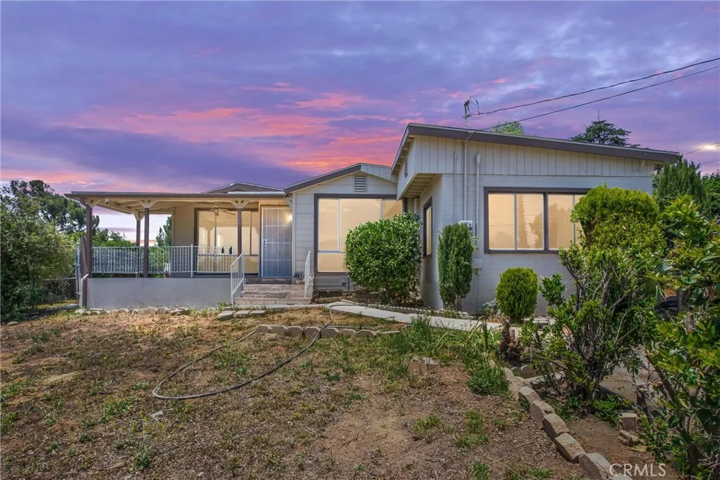 12190 Gladys, Yucaipa, California 92399 home-pic-3